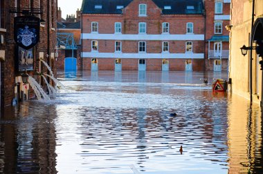 York İngiltere'de sel