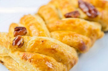 Akçaağaç cevizli hamur işleri