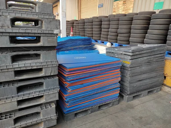 Warehouse Storage Plastic Corrugated Cardboard Boxes Bin — Stock Photo, Image