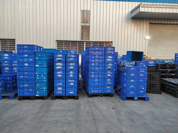 Warehouse Storage Plastic Corrugated Cardboard Boxes Bin — Stock Photo, Image