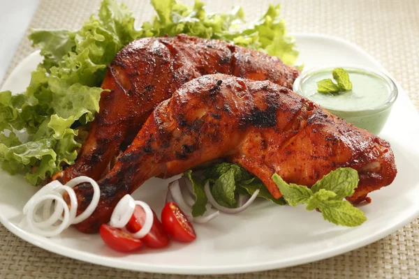 Köstliche Tandoori-Hühnerkeulen — Stockfoto