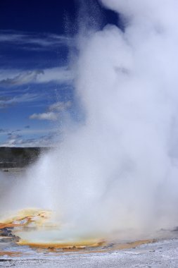 Yellowstone, Şofben, patlama