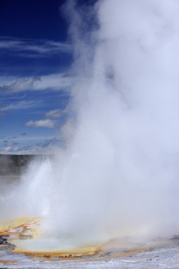 Yellowstone, Şofben, patlama