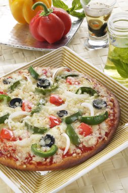 Yüce Pizza servis tabağı