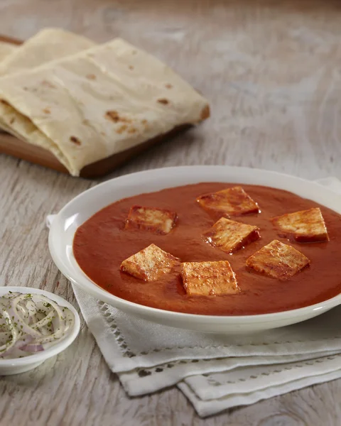 Paneer Makhani curry avec rumali roti — Photo