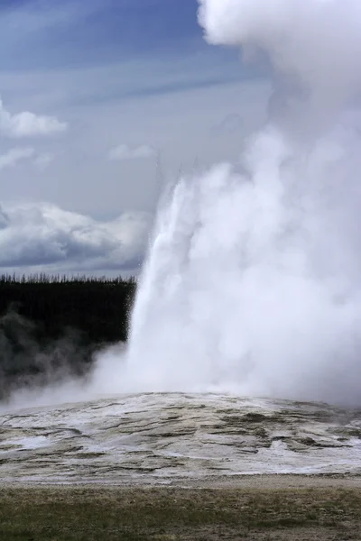 Splendido geyser a Yellowstone — Foto Stock