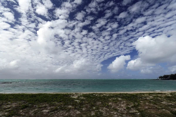 Playa en el ile aux cerfs —  Fotos de Stock