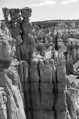 Güzel kaya oluşumları at Bryce Canyon