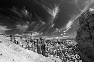Güzel kaya oluşumları at Bryce Canyon