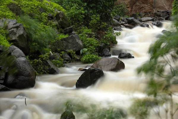 Waterfall at Yosemite national park — Stock Photo, Image