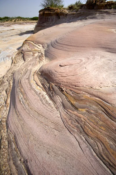 Formación rocosa en lecho fluvial — Foto de Stock