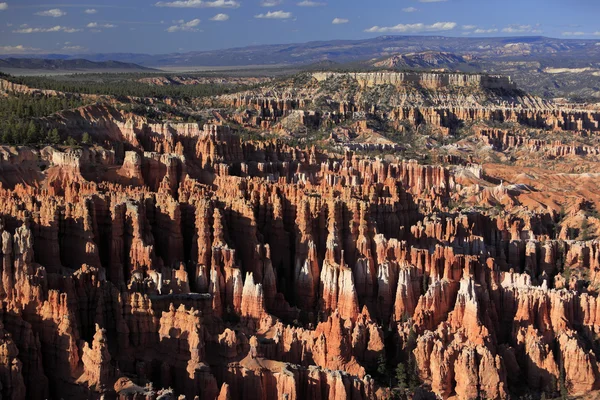 Beautiful rock formations at Bryce Canyon — Stock Photo, Image