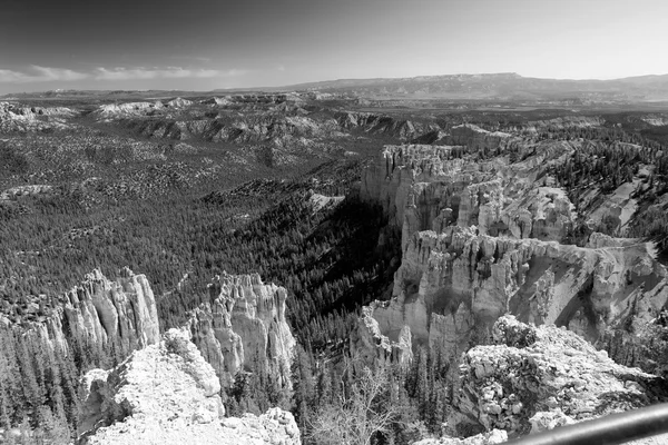 Wunderschöne Felsformationen am Bryce Canyon — Stockfoto