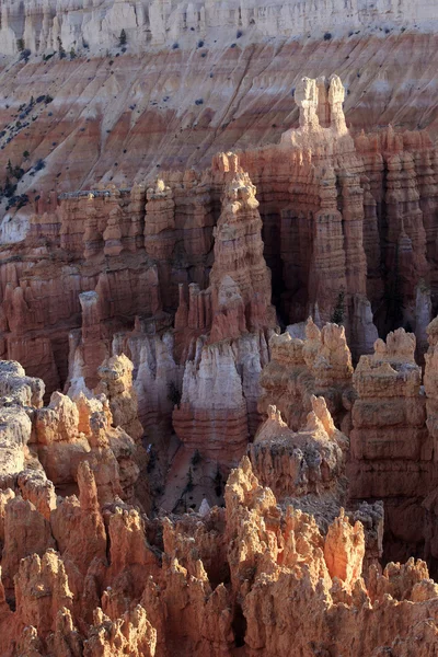 Beautiful rock formations at Bryce Canyon — Stock Photo, Image