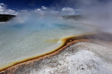 Yellowstone Ulusal Parkı 'nda Gayzer
