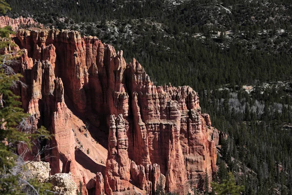 Beautiful rock formations at Bryce Canyon — Stock Photo, Image