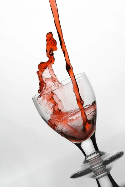 레드 와인 따르기 — 스톡 사진