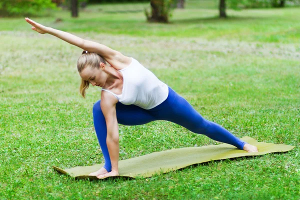 Yoga and gymnastics — Stock Photo, Image