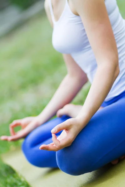 Yoga y gimnasia — Foto de Stock