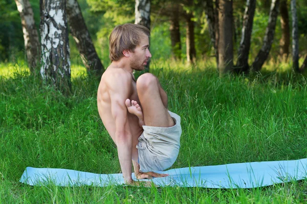 Yoga and gymnastics — Stock Photo, Image