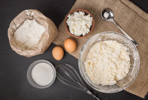 Los ingredientes para hornear pastel de queso casero, vista superior —  Fotos de Stock