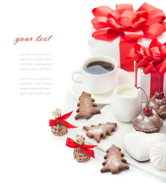 Sweets and gifts for the Christmas table