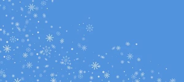 Kerst Achtergrond Witte Delicate Opengewerkte Sneeuwvlokken Vliegen Een Blauwe Achtergrond — Stockvector