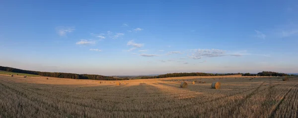 Vista Panorámica Del Paisaje Natural Bajo Cielo Nublado —  Fotos de Stock