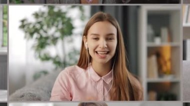 Çevrimiçi toplantı sohbeti, birden fazla kişi