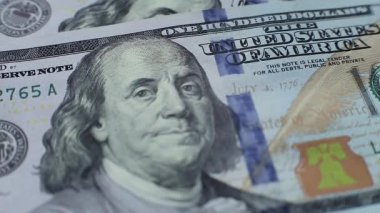 100 makro düşen dolar