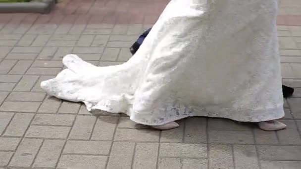 Mariée et marié marche 