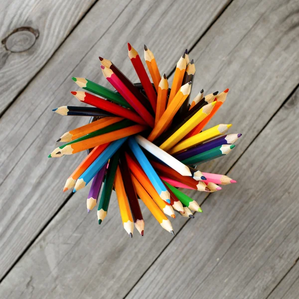 Tutucuda renkli kalem seti — Stok fotoğraf