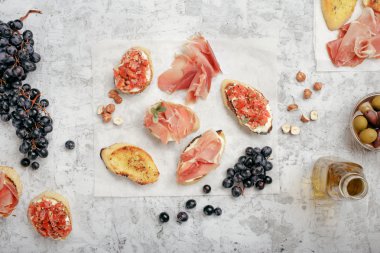 Şarap için farklı atıştırmalıklar