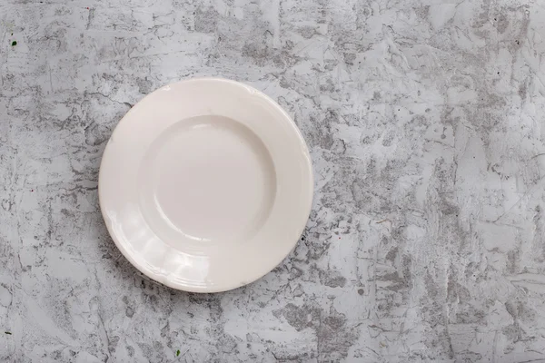 Assiette vintage vide blanche — Photo