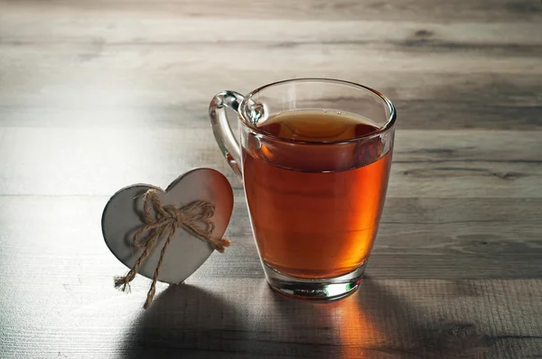 黒茶と木の心 — ストック写真