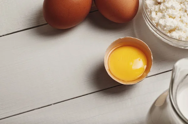 Brązowe jaja z sera i mleka — Zdjęcie stockowe