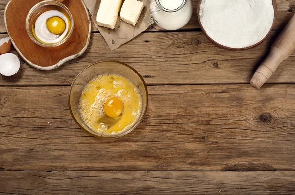 Ingredientes para cozinhar produtos de panificação — Fotografia de Stock