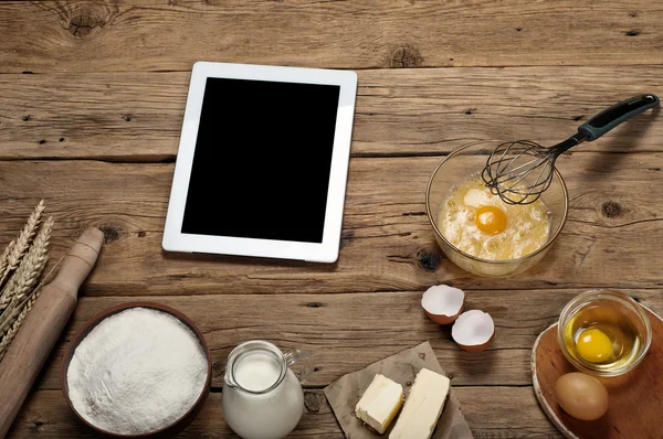 Maddeler beyaz tablet bilgisayar ile pişirme
