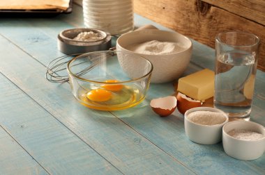 Ahşap masa pişirme için malzemeler