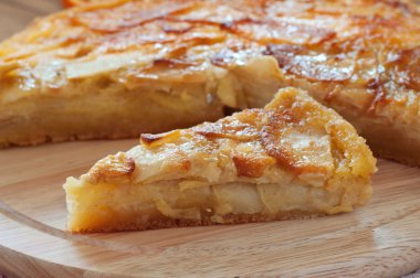 elmalı turta closeup parçası