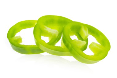 Yeşil biber, dilimler halinde kesilmiş