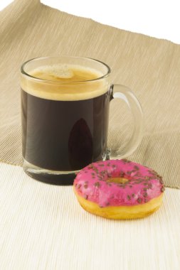 Kupa kahve ve çörek