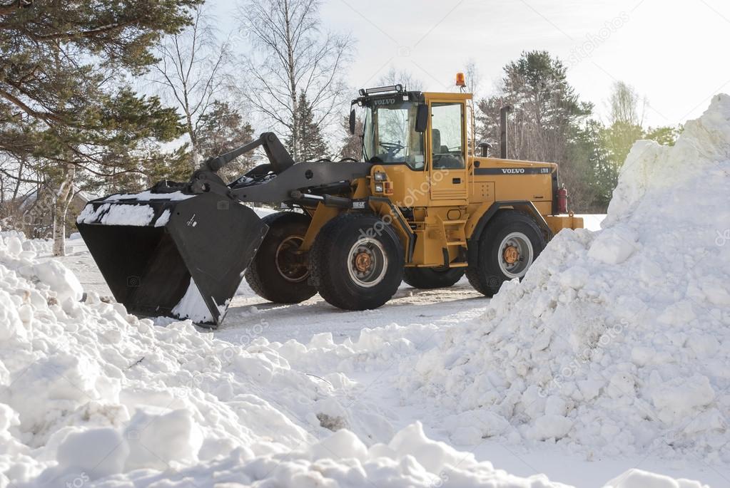 tractor for snow removal routes