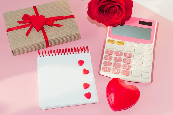 Walentynki Online Planowanie Zakupów Lista Życzeń Notatnik Kalkulator Czerwona Róża — Zdjęcie stockowe