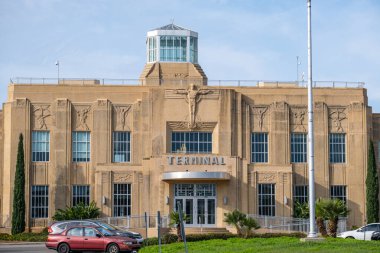 NEW ORLEANS, LA, ABD - 16 HAZİRAN 2020: Art Deco Style Lakefront Havalimanı New Orleans, LA, ABD