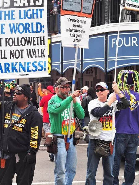 Nuevos Orleans Febrero 2013 Activistas Religiosos Protestan Contra Libertinaje Bourbon — Foto de Stock
