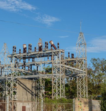 Elektrik Santrali Ida Kasırgası 'ndan Hafif Rüzgâr Hasarı Gösteriyor