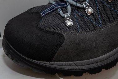 Sırt çantası için bir deri bot.