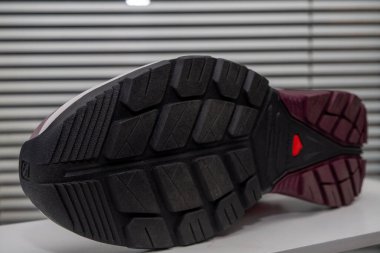 Yürüyüş ayakkabıları.