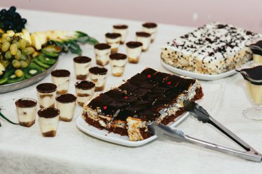 Nefis ve lezzetli bisküvi tatlısı